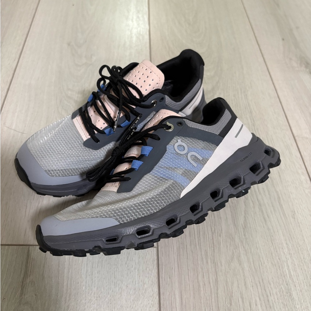 On Running cloudvista running shoes